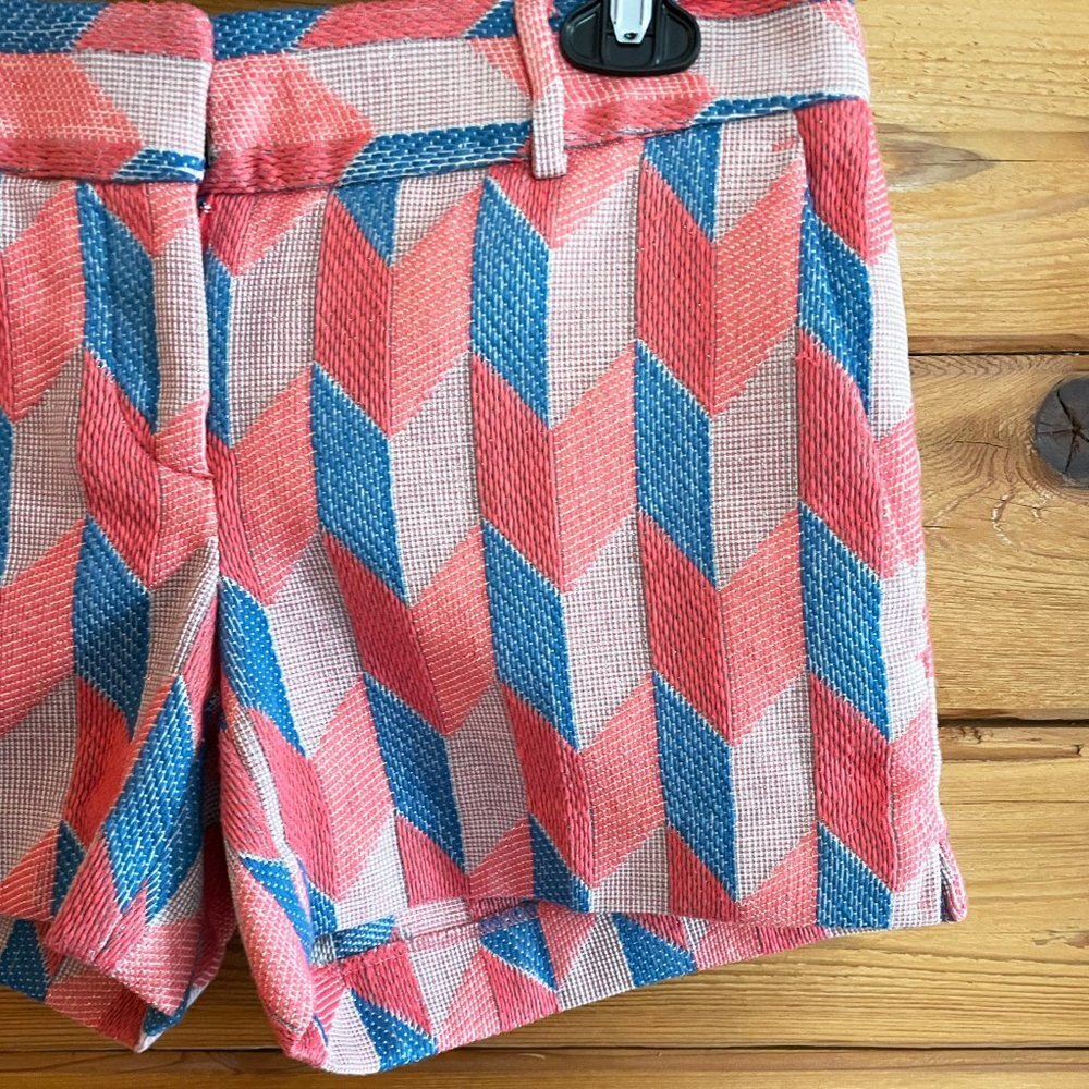 Ann Taylor Loft Riviera Chevron Shorts, size 00 - Picture 6 of 9